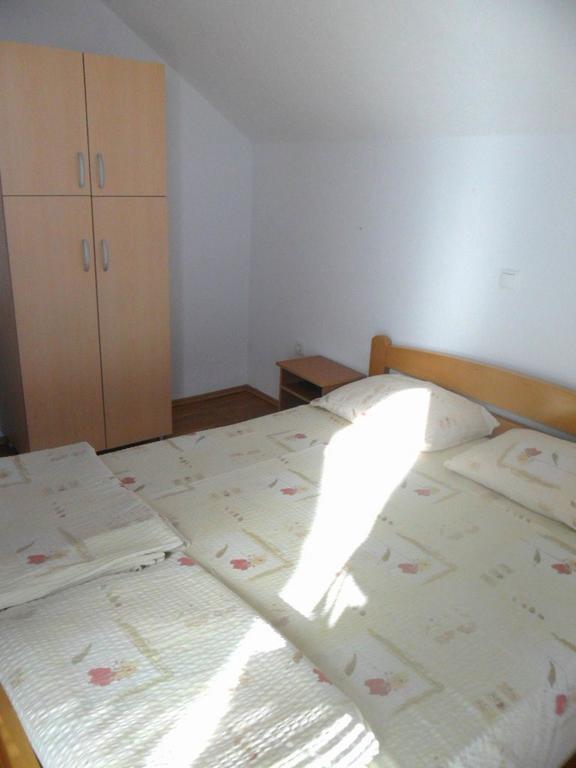 Peštani Guesthouse Zimovski מראה חיצוני תמונה